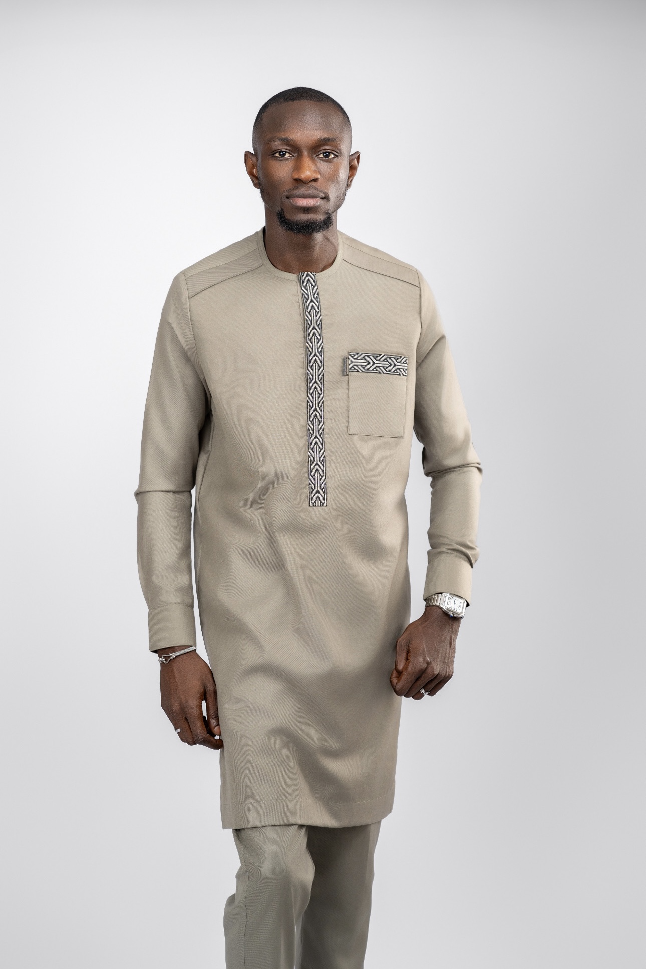 Tenue Traditionnelle-6point9