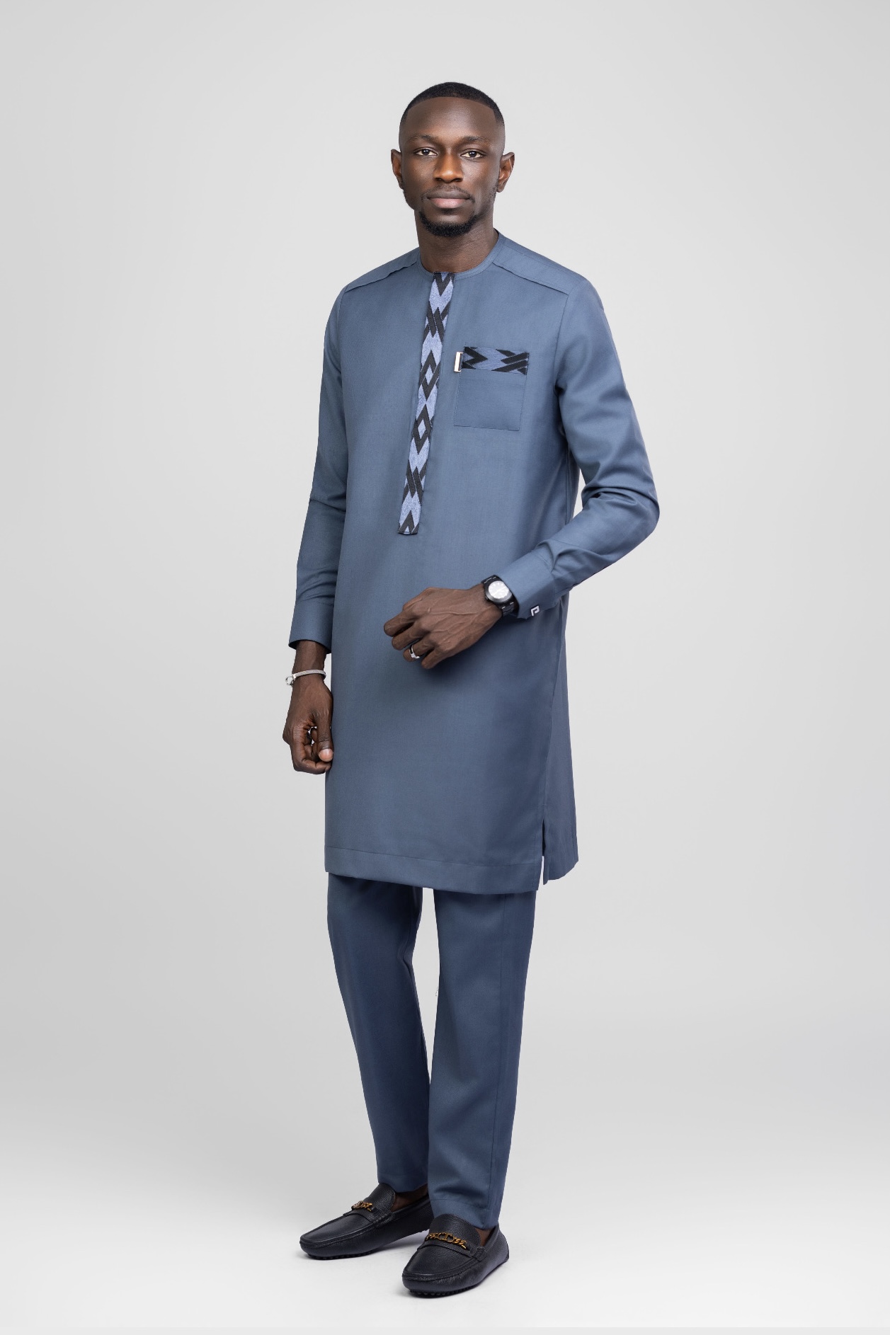 Tenue Traditionnelle-6point9