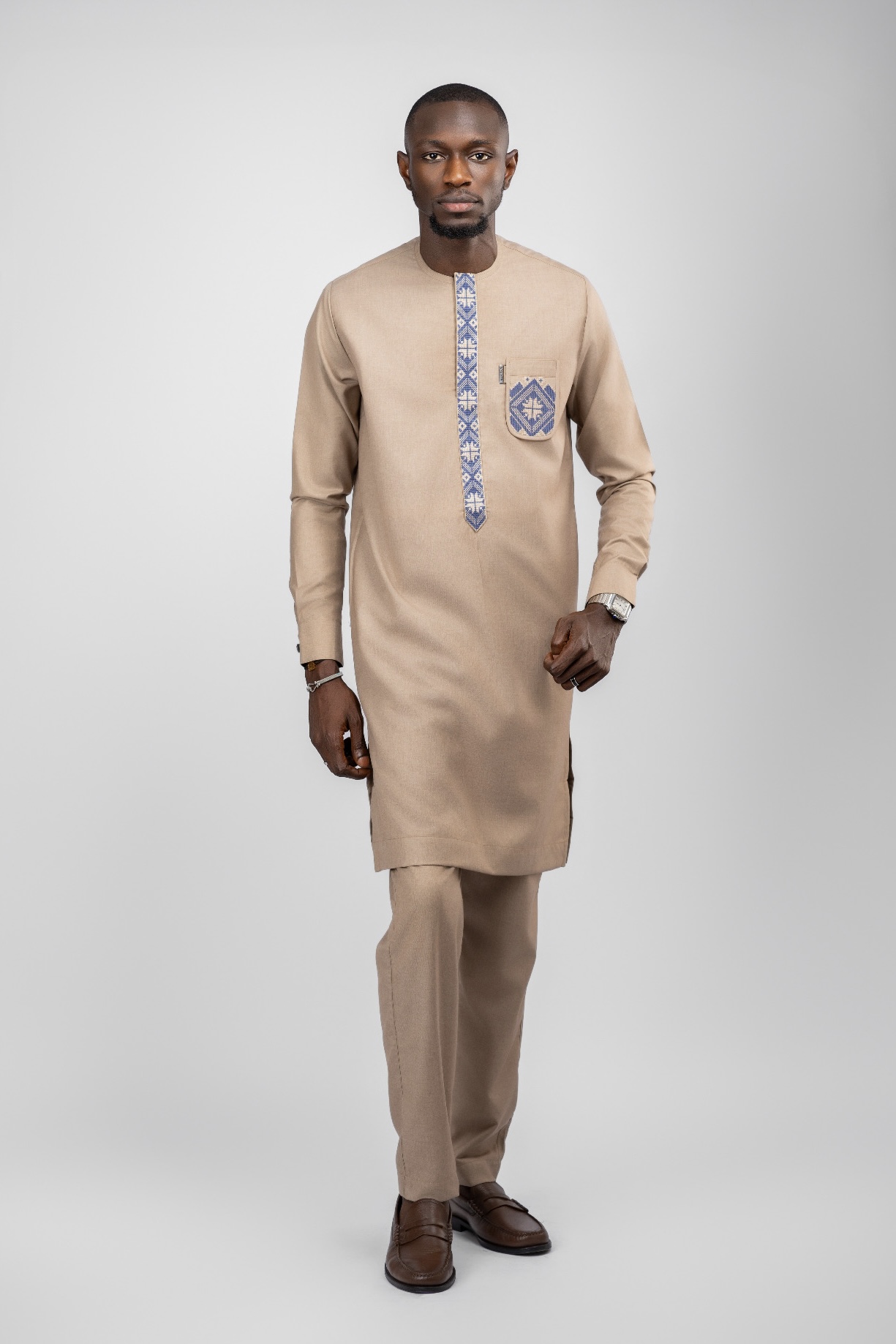 Tenue Traditionnelle-6point9