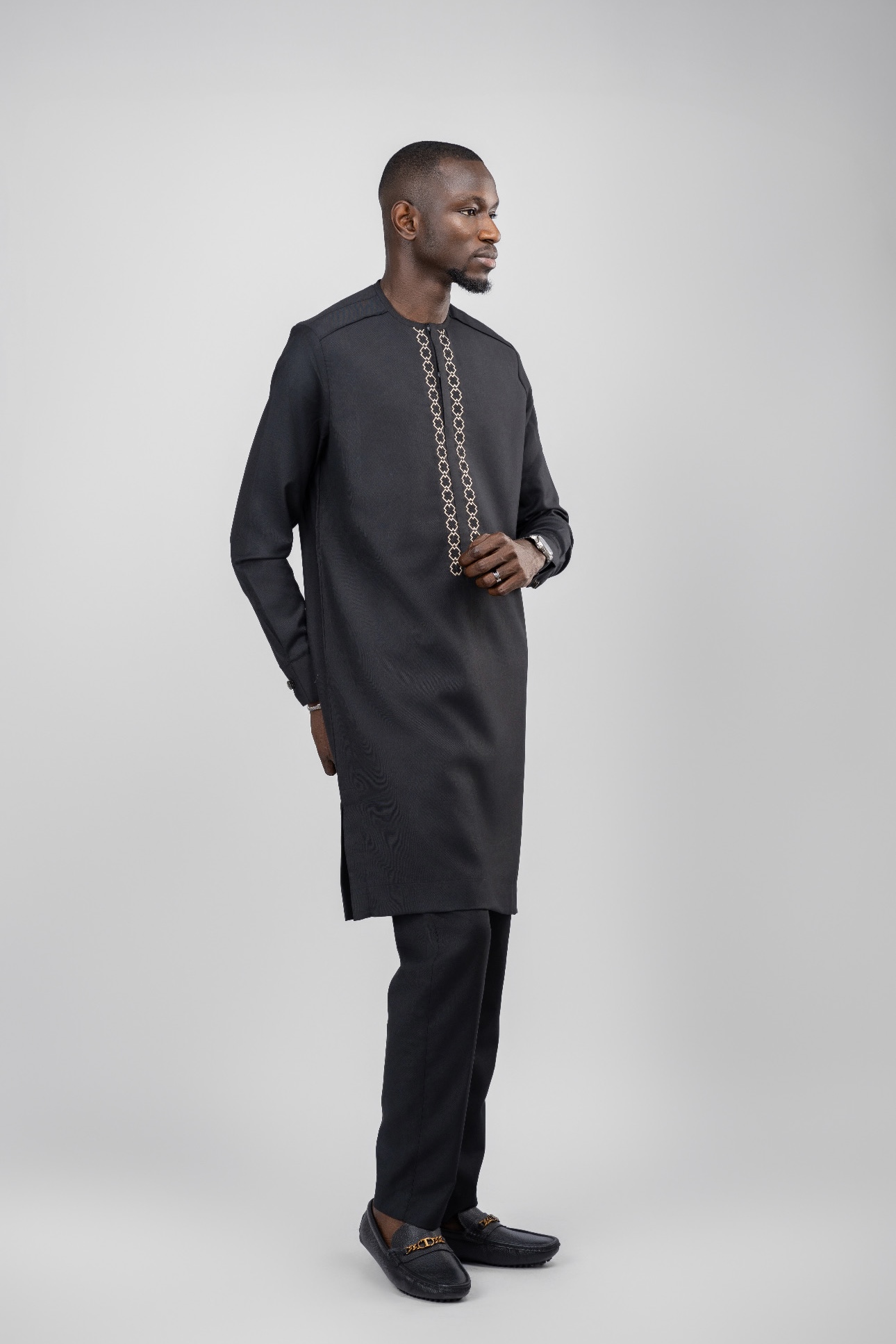 Tenue Traditionnelle-6point9
