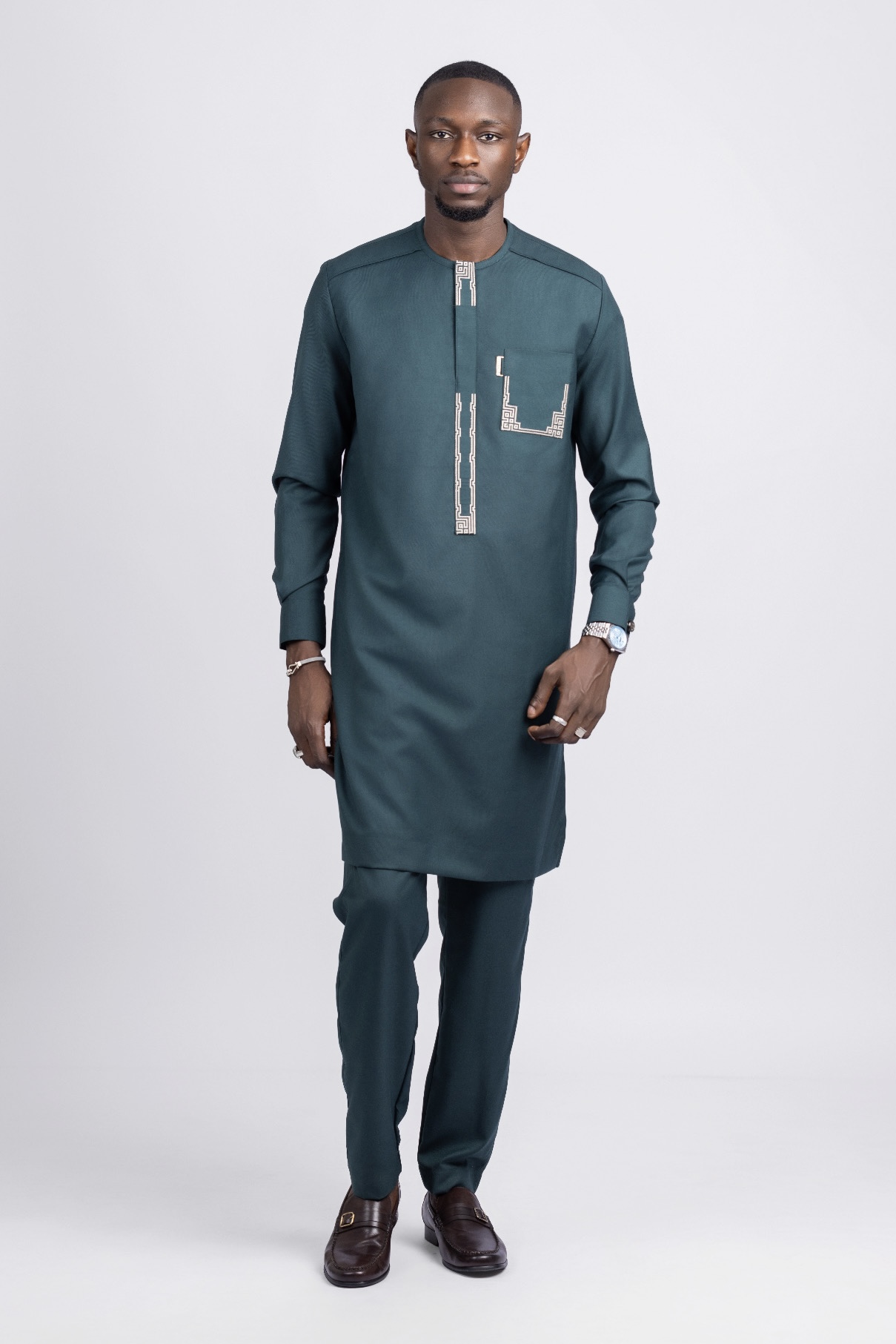 Tenue Traditionnelle-6point9