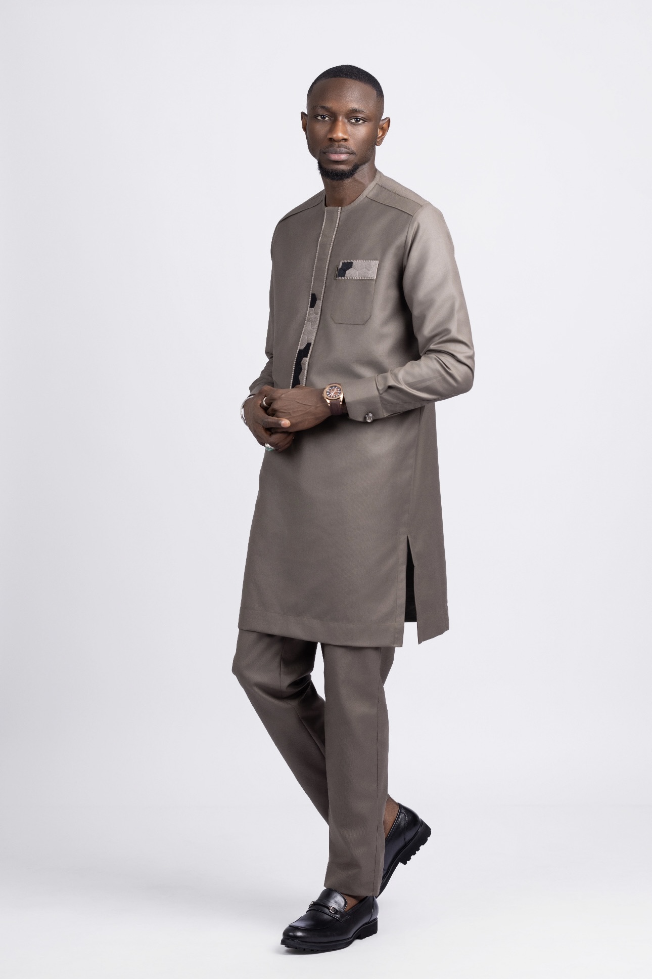 Tenue Traditionnelle-6point9