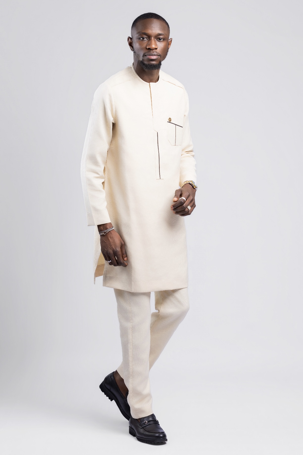 Tenue Traditionnelle-6point9