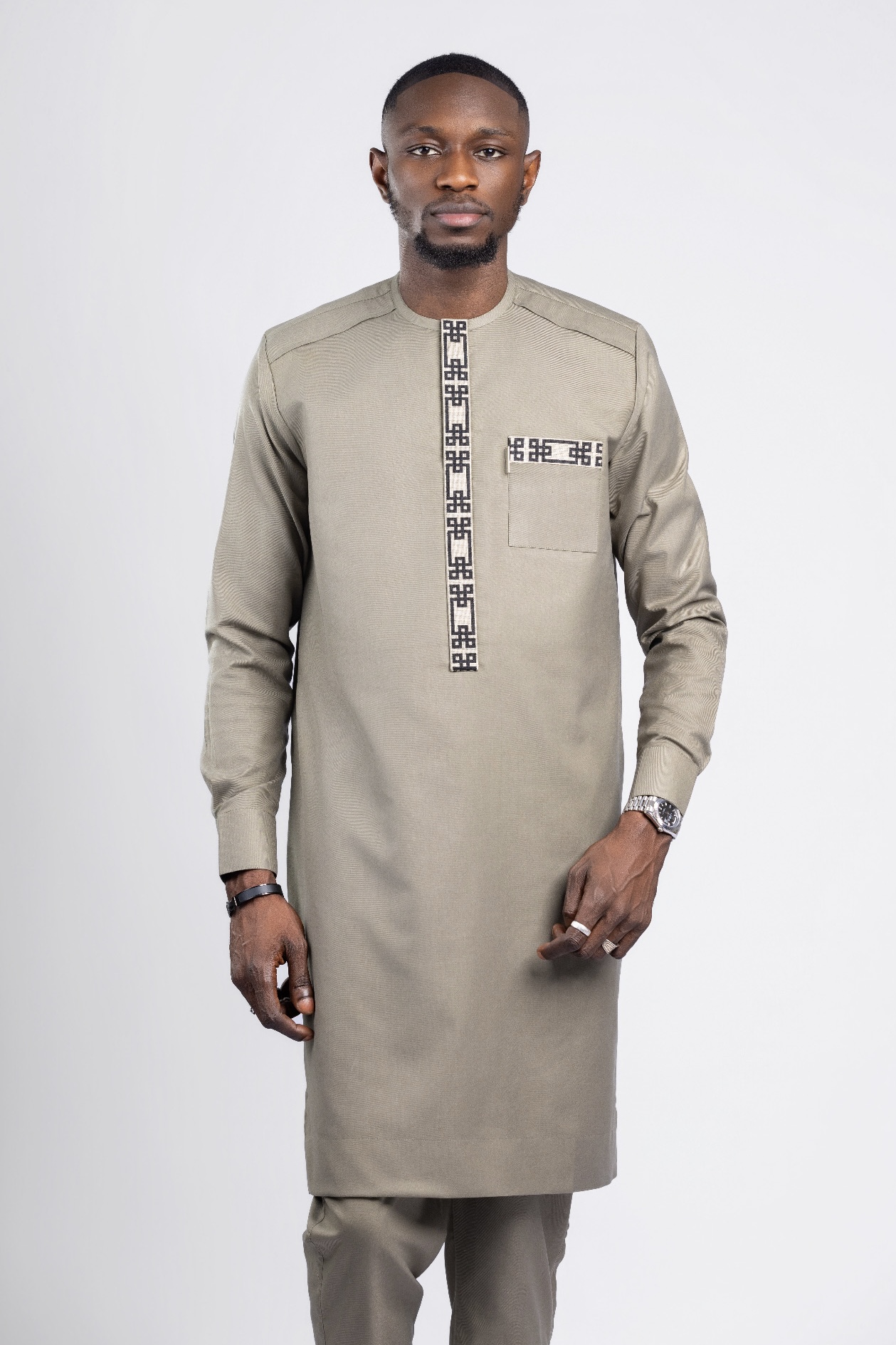 Tenue Traditionnelle-6point9