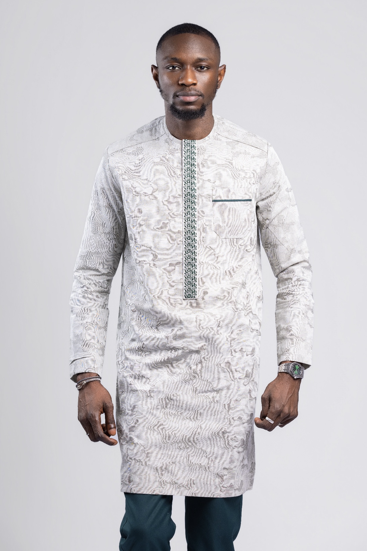 Tenue Traditionnelle-6point9