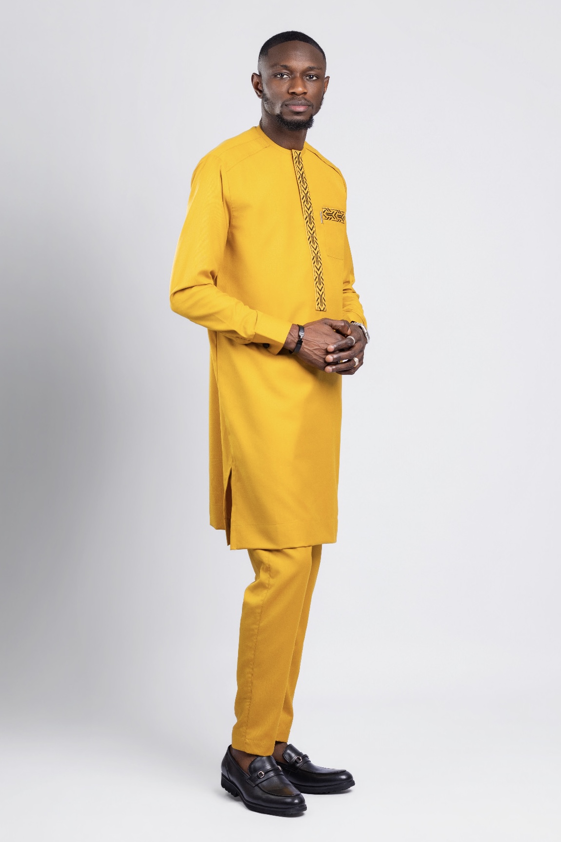 Tenue Traditionnelle-6point9
